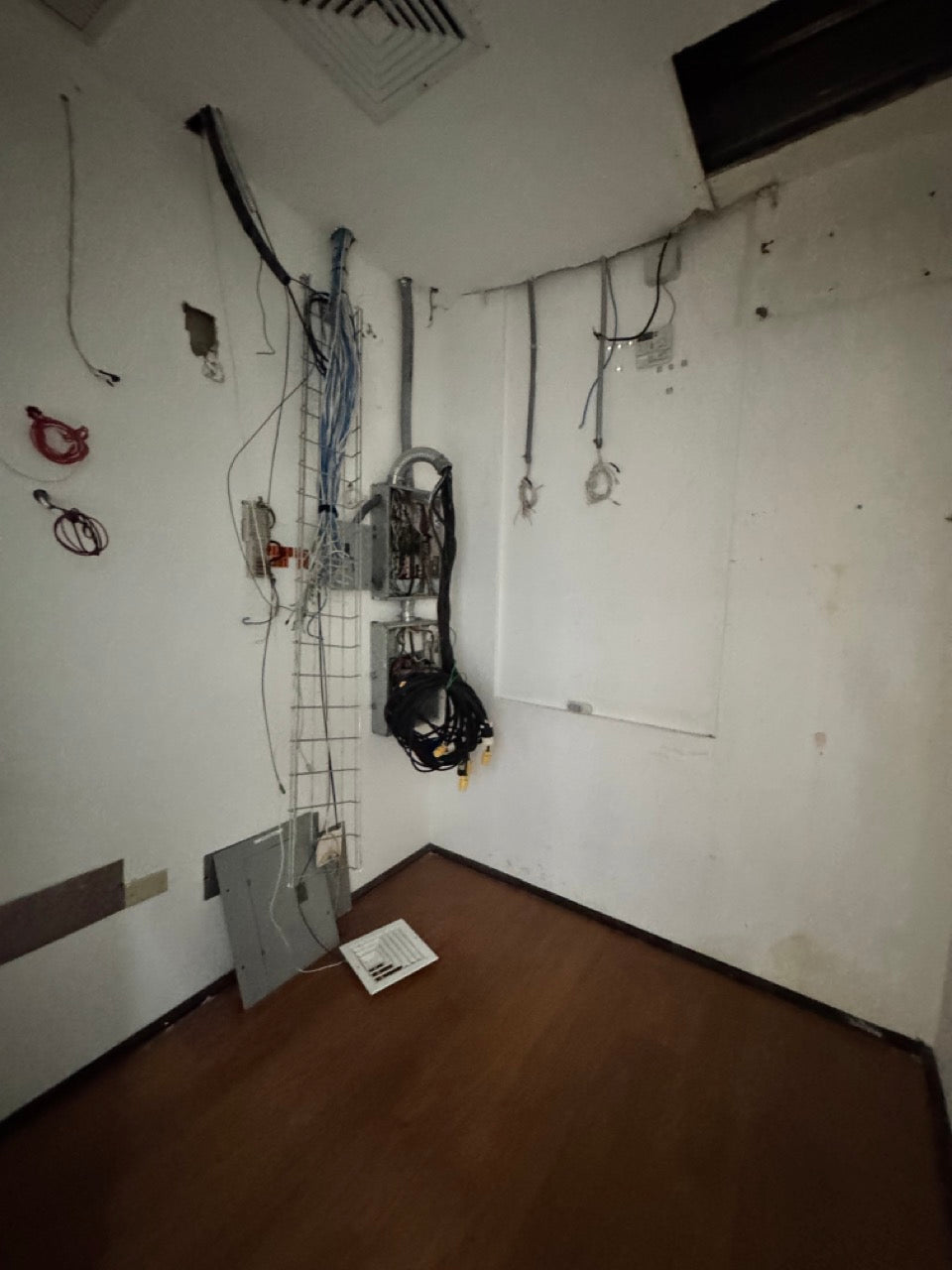 Oficinas alquiler Piantini MIII 401 Santo Domingo