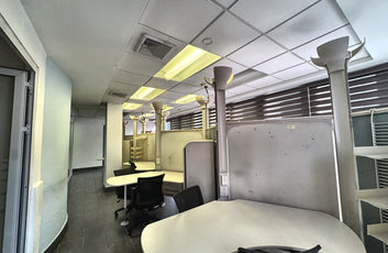 Oficina independiente de 800 m² en alquiler en Naco | Av. Tiradentes-8