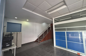 Local comercial independiente de 800 m² en alquiler en Naco | Av. Tiradentes-15