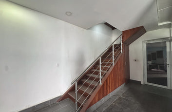 Local comercial independiente de 800 m² en alquiler en Naco | Av. Tiradentes-3