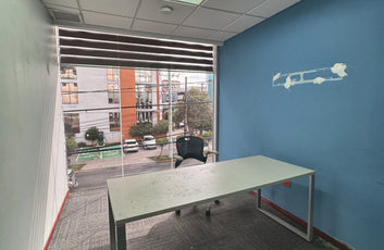 Oficina independiente de 800 m² en alquiler en Naco | Av. Tiradentes-14