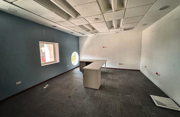 Local comercial independiente de 800 m² en alquiler en Naco | Av. Tiradentes-8