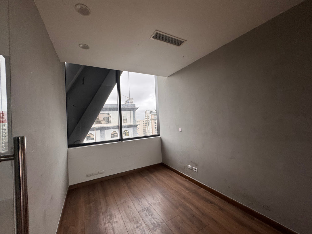 Oficina alquiler Corporativo 2010 Piantini Santo Domingo