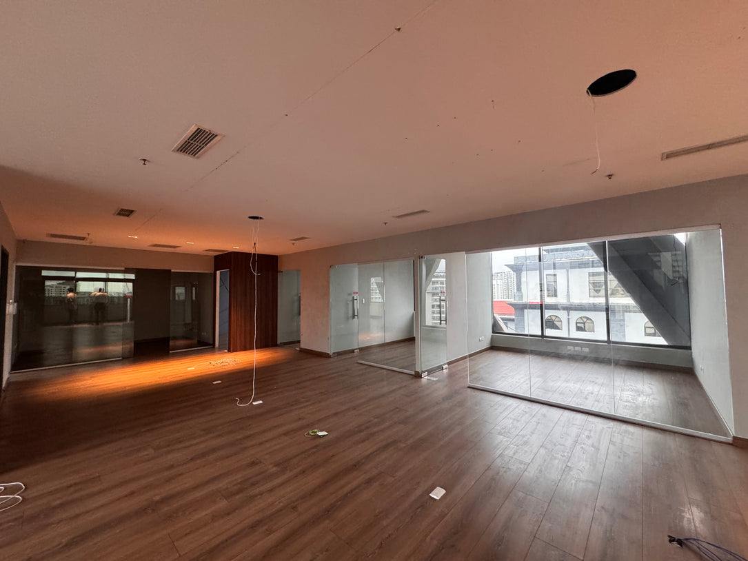 Oficina alquiler Corporativo 2010 Piantini Santo Domingo