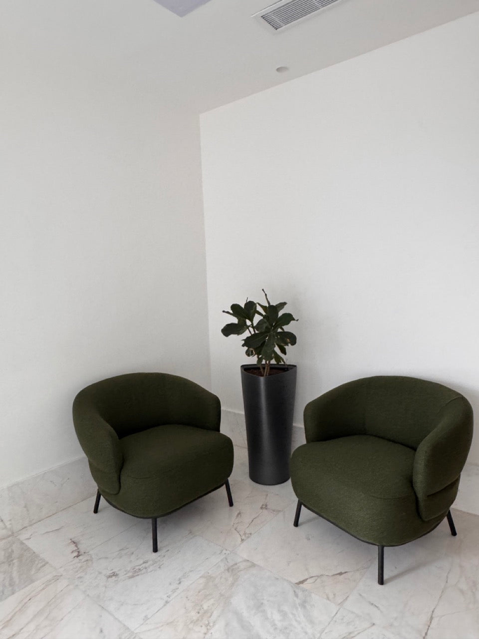 Locales para Oficinas en Venta y Alquiler – 471 m² por Nivel | Edificio Corporativo 2020, Ave. Los Proceres 9