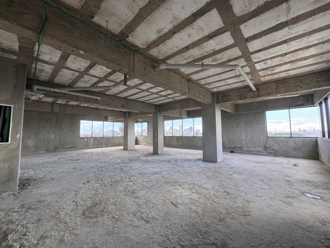 Locales para Oficinas en Venta y Alquiler – 471 m² por Nivel | Edificio Corporativo 2020, Ave. Los Proceres 9