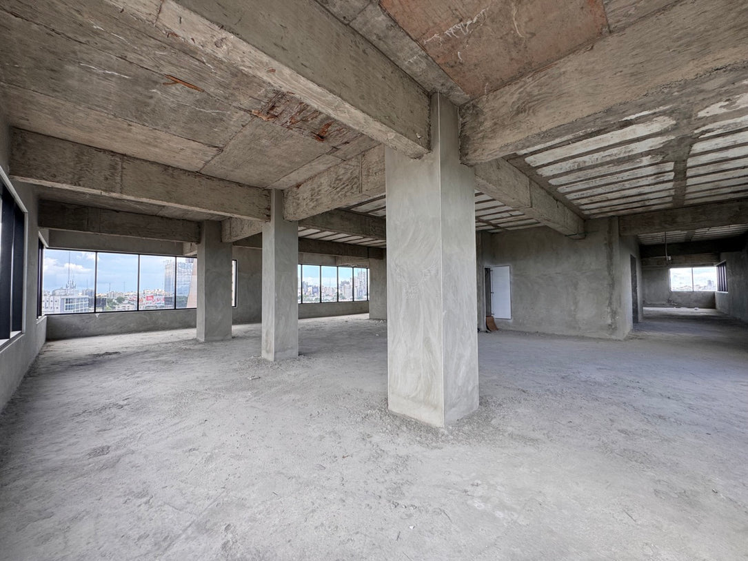 Locales para Oficinas en Venta y Alquiler – 471 m² por Nivel | Edificio Corporativo 2020, Ave. Los Proceres 9