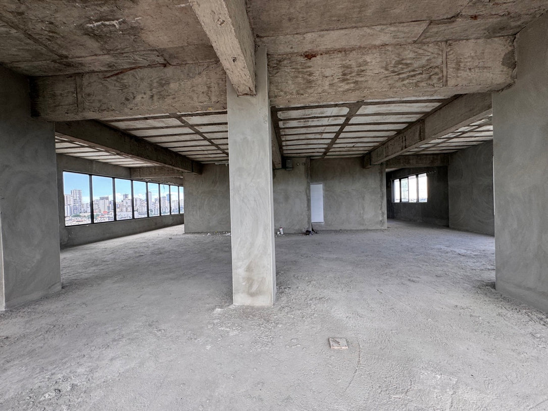 Locales para Oficinas en Venta y Alquiler – 471 m² por Nivel | Edificio Corporativo 2020, Ave. Los Proceres 9