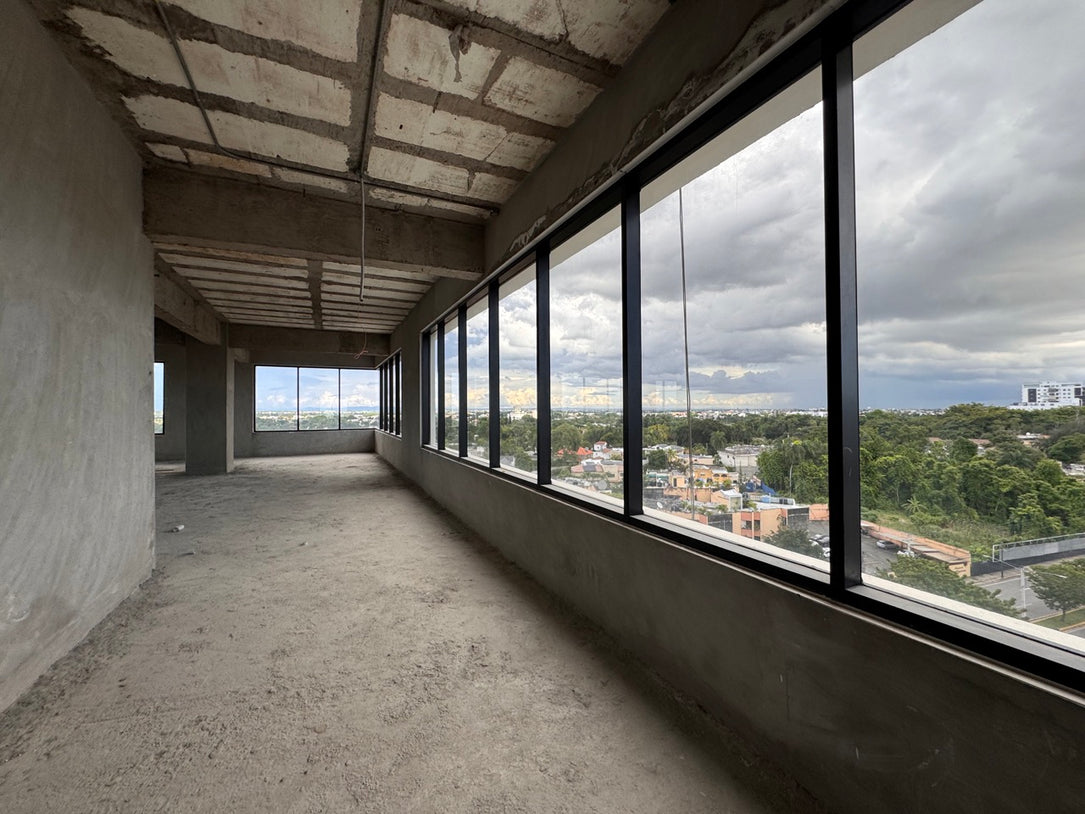 Locales para Oficinas en Venta y Alquiler – 471 m² por Nivel | Edificio Corporativo 2020, Ave. Los Proceres 9