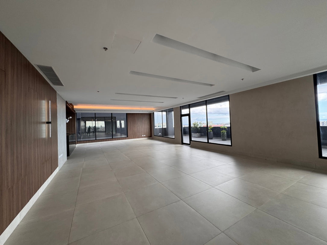 Oficina alquiler Piantini Villa Palmera Santo Domingo 908B