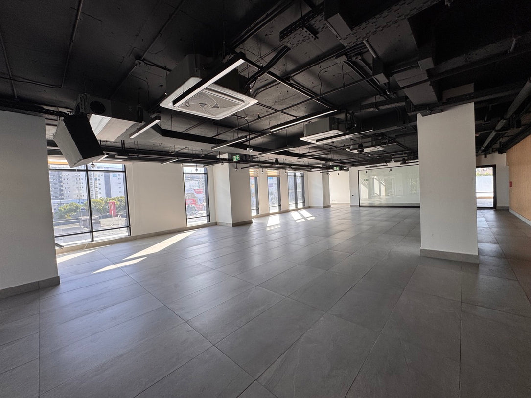 Oficinas alquiler adecuadas Naco Santo Domingo