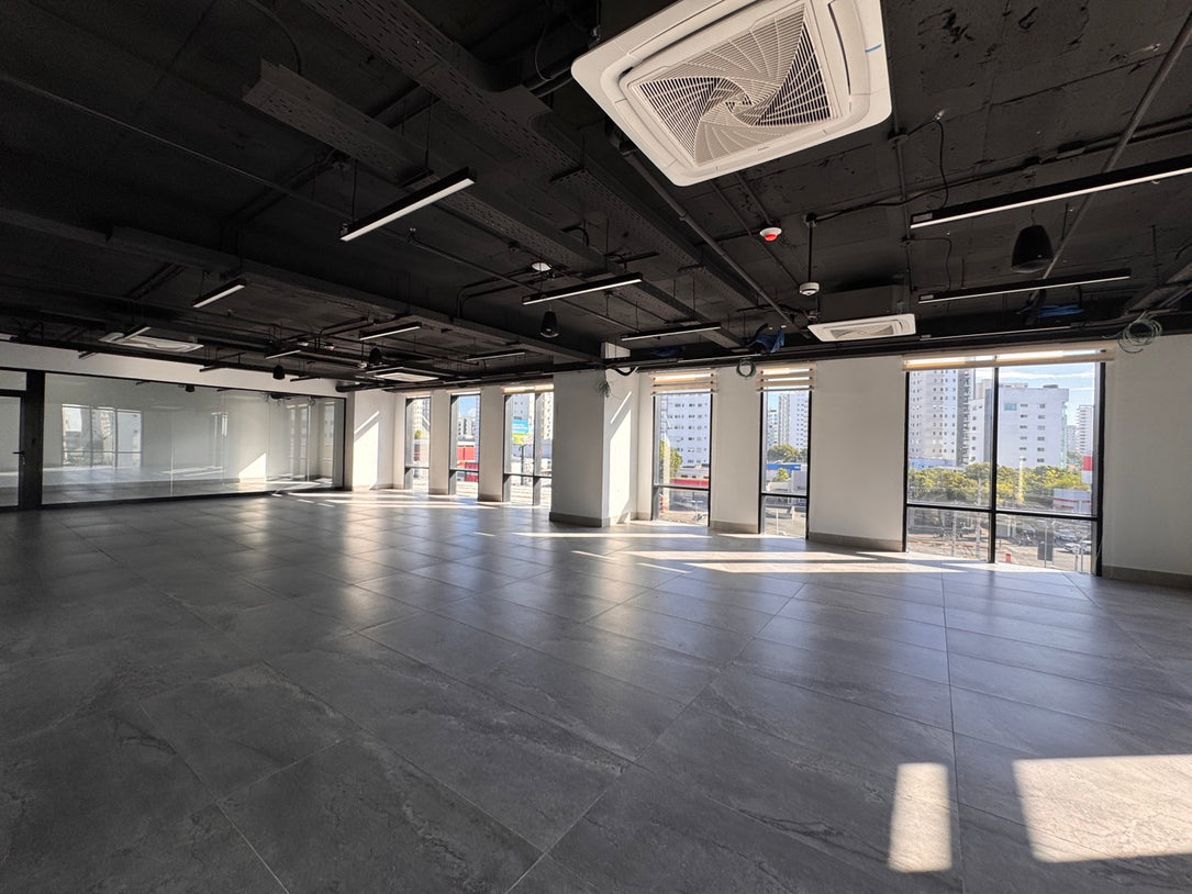 Oficinas alquiler adecuadas Naco Santo Domingo