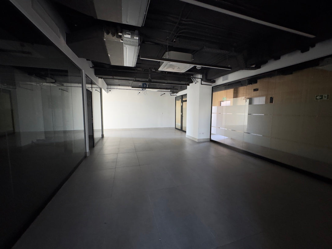 Oficinas alquiler adecuadas Naco Santo Domingo