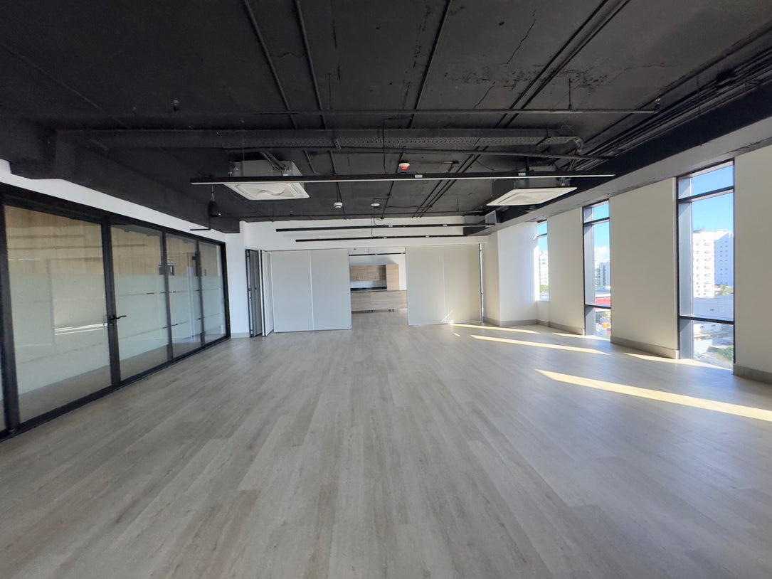 Oficinas alquiler adecuadas Naco Santo Domingo