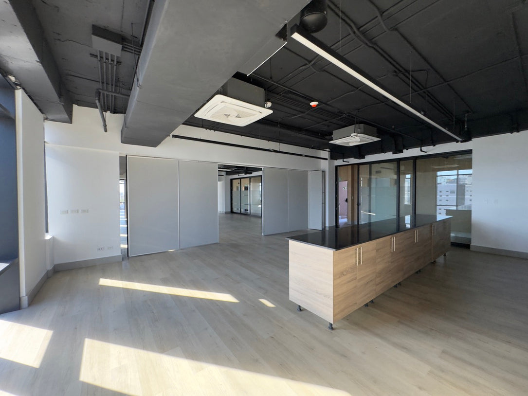 Oficinas alquiler adecuadas Naco Santo Domingo
