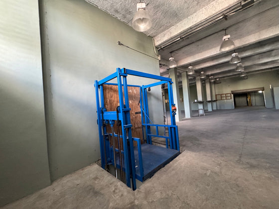 Nave comercial alquiler San Carlos Santo Domingo