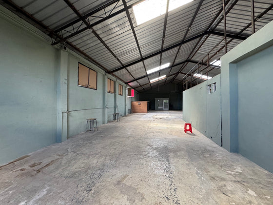 Nave comercial alquiler San Carlos Santo Domingo