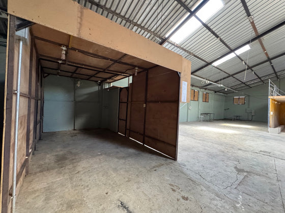 Nave comercial alquiler San Carlos Santo Domingo