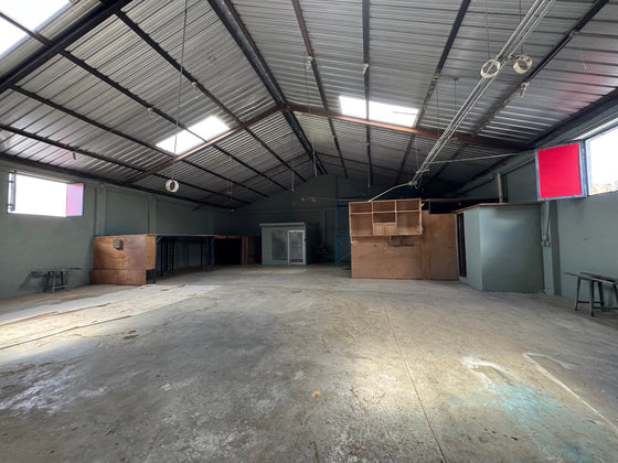 Nave comercial alquiler San Carlos Santo Domingo