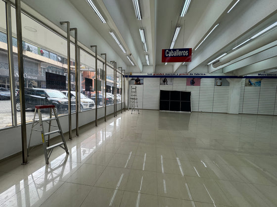 Locales comerciales alquiler Isabel Aguiar, Herrera, Santo Domingo