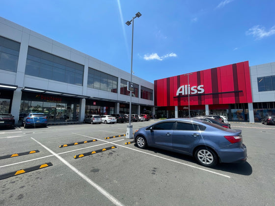 Locales comerciales alquiler Metro Plaza San Isidro SD Este