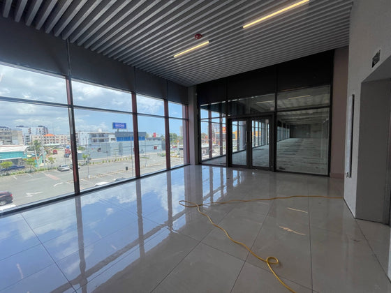 Locales comerciales alquiler Metro Plaza San Isidro SD Este