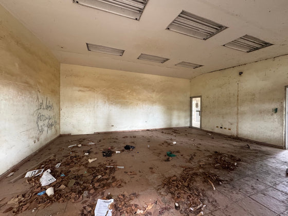 Nave terreno locales comerciales venta Ave. Luperon Herrera, Santo Domingo