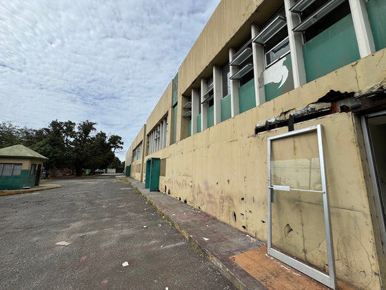 Nave terreno locales comerciales venta Ave. Luperon Herrera, Santo Domingo