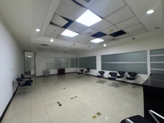 Oficinas desde 244 hasta 2,762 m² en Alquiler | Av. John F. Kennedy, Miraflores, Santo Domingo (A Remodelar)