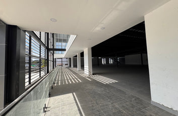 Edificio Comercial Independiente de 3,400 m² en Alquiler | Av. Luperón, Santo Do-7