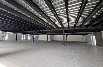 Edificio Comercial Independiente de 3,400 m² en Alquiler | Av. Luperón, Santo Do-8