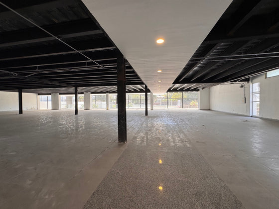 Edificio de Oficinas de 3,400 m² en Alquiler | Av. Luperón, Santo Domingo Oeste