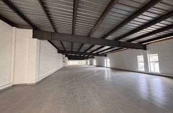 Edificio Comercial Independiente de 3,400 m² en Alquiler | Av. Luperón, Santo Do-24