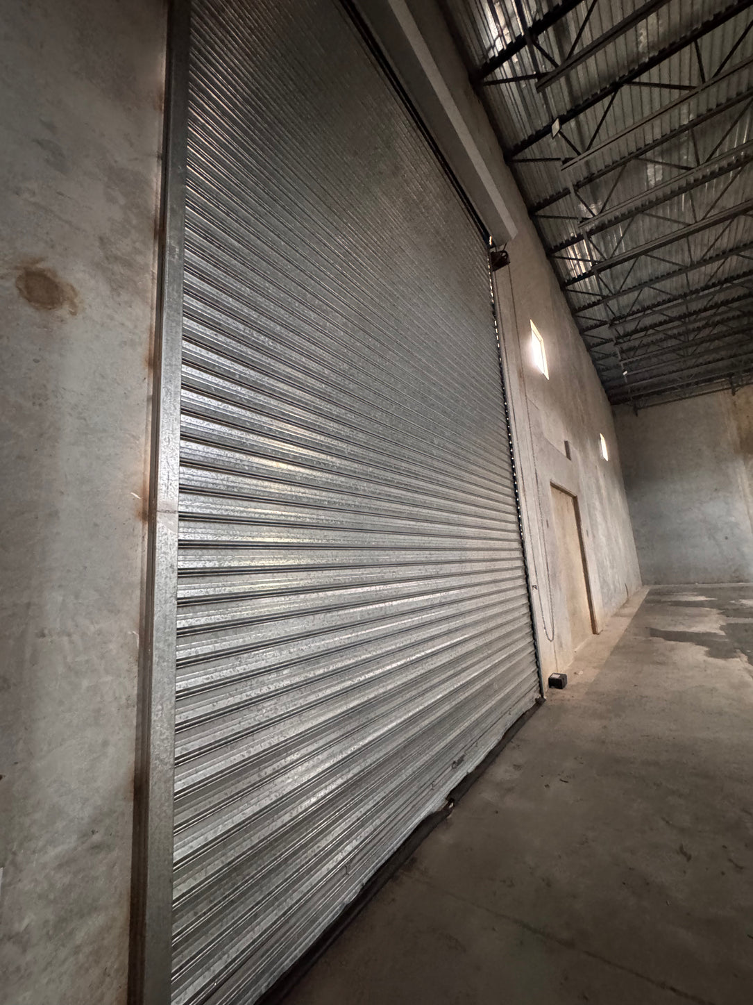 Nave Industrial en Alquiler – Parque Industrial Duarte – 2,650