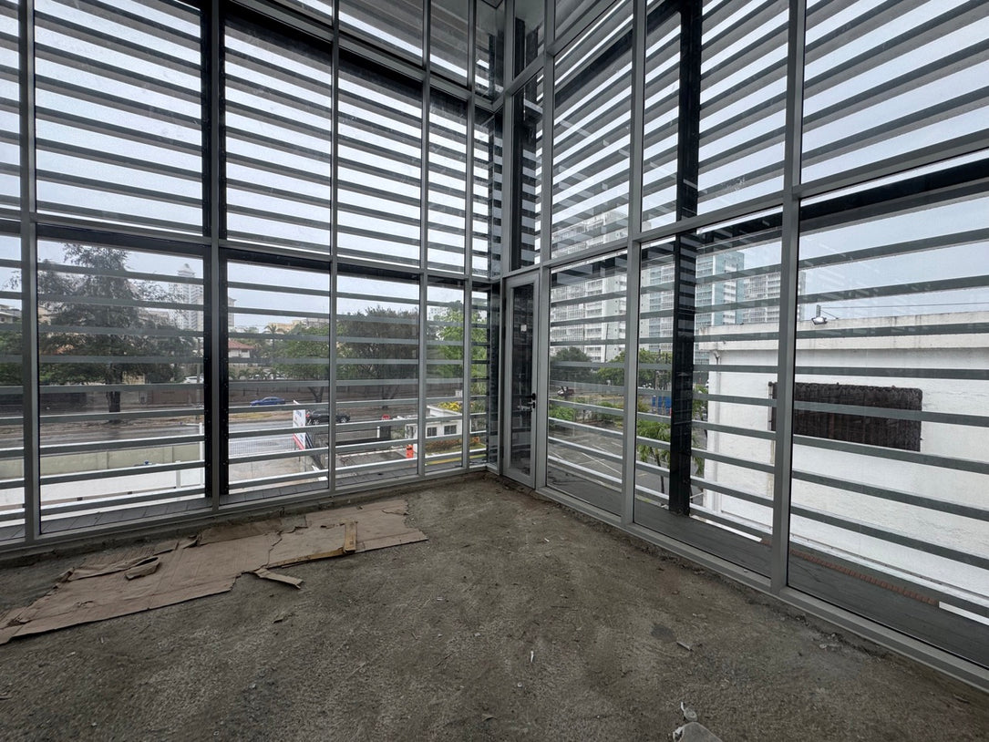 Edificio Oficina Alquiler Luperon, Santo Domingo Oeste