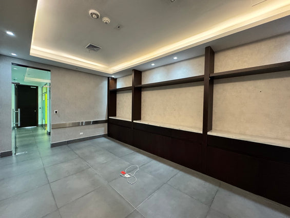 Oficina corporativa Clase A adecuada 803 m² en Alquiler Piantini, Santo Domingo