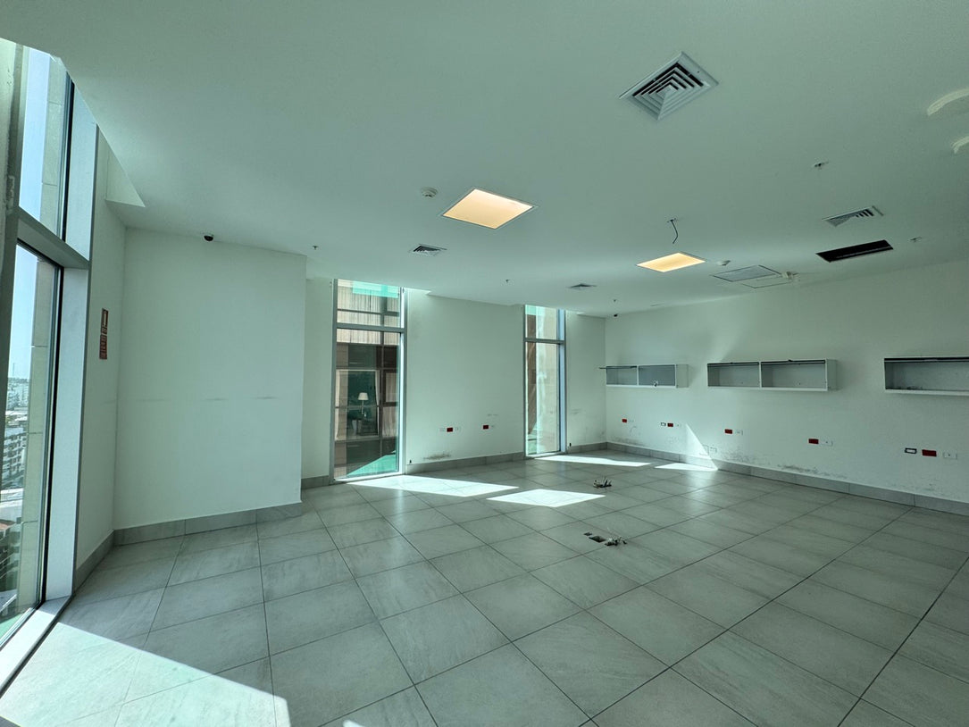 Oficina corporativa Clase A adecuada 803 m² en Alquiler Piantini, Santo Domingo