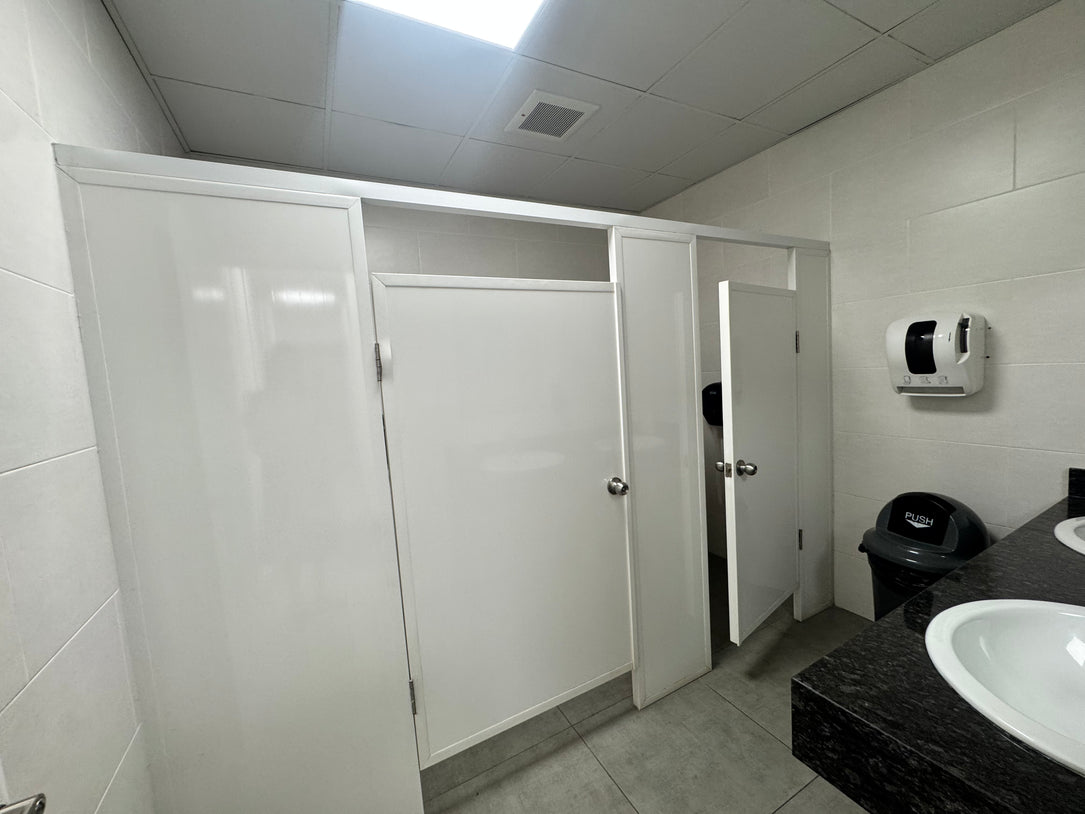 Edificio Corporativo Adecuado en Alquiler – 2,123.45 m² | Santo Domingo