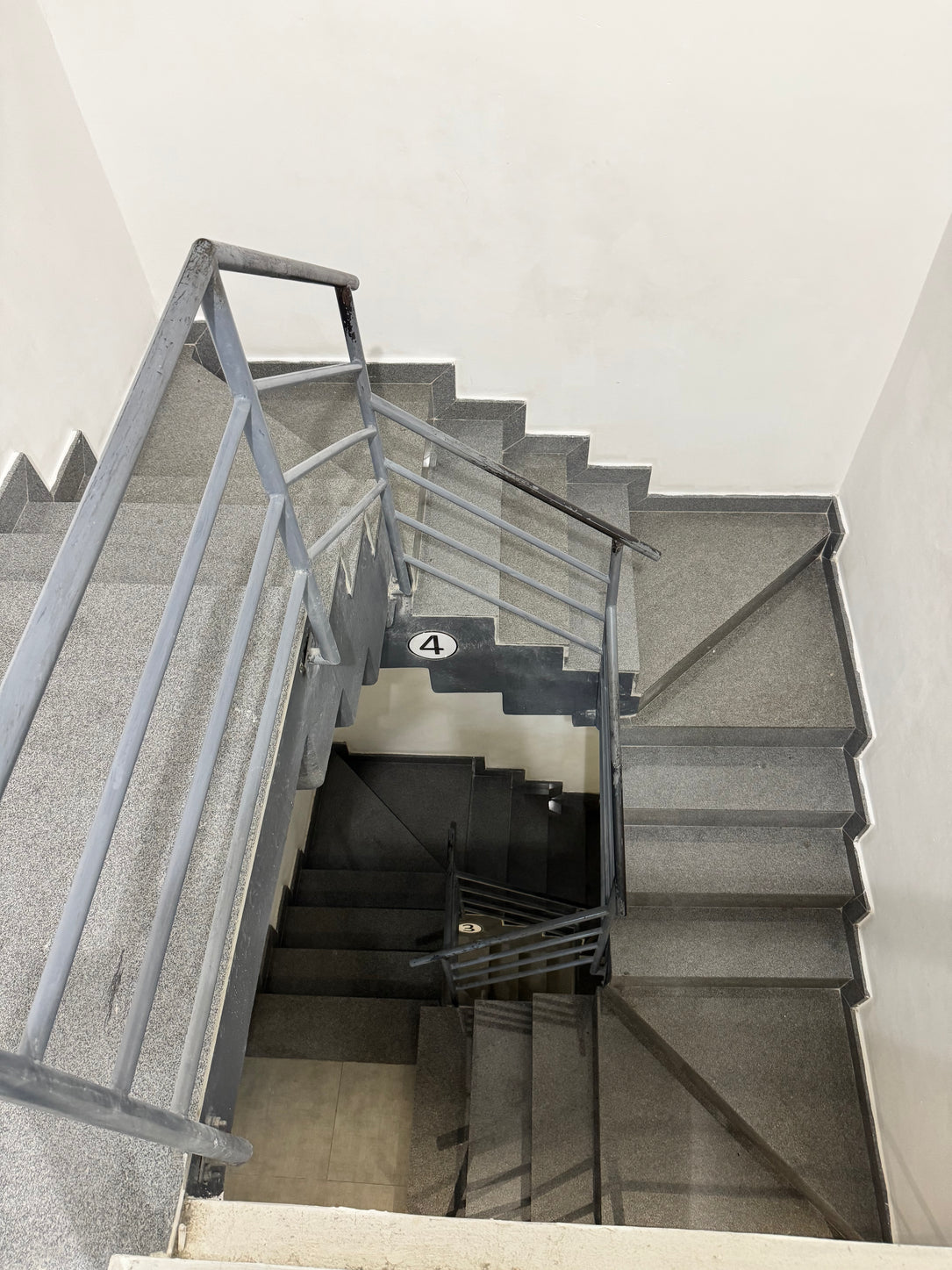 Edificio Corporativo Adecuado en Alquiler – 2,123.45 m² | Santo Domingo