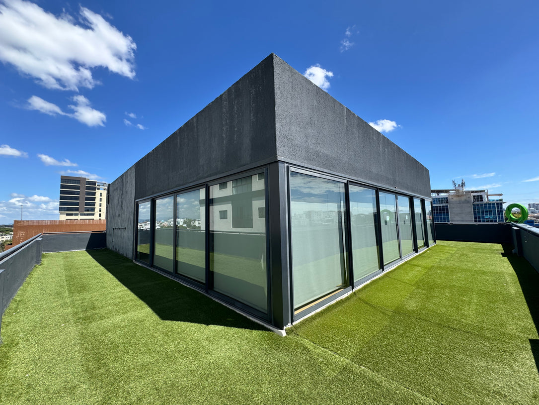 Edificio Corporativo Adecuado en Alquiler – 2,123.45 m² | Santo Domingo