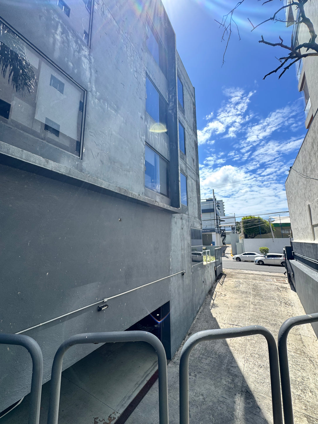 Edificio Corporativo Adecuado en Alquiler – 2,123.45 m² | Santo Domingo