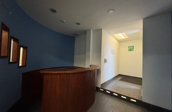 Local comercial independiente de 800 m² en alquiler en Naco | Av. Tiradentes-7