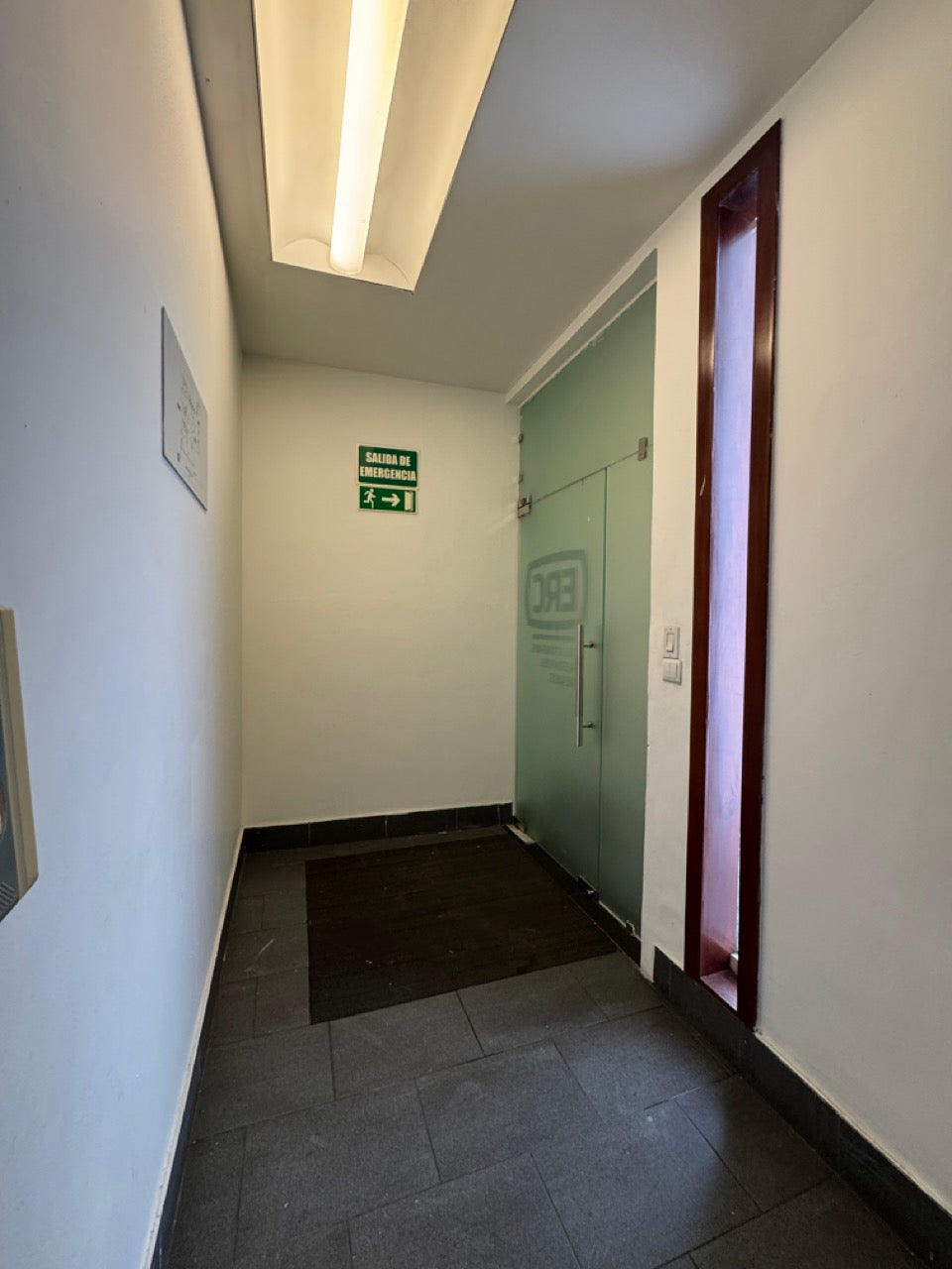 Edificio comercial alquiler Naco Santo Domingo