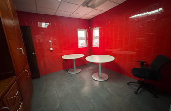 Local comercial independiente de 800 m² en alquiler en Naco | Av. Tiradentes-30