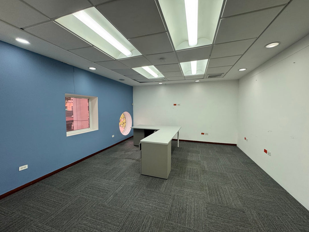 Edificio comercial alquiler Naco Santo Domingo