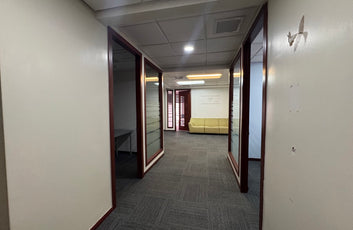 Local comercial independiente de 800 m² en alquiler en Naco | Av. Tiradentes-44