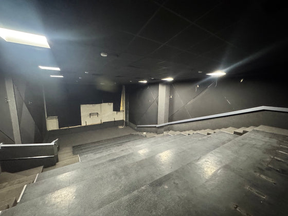 Local Comercial de 2,200 m² en Venta Alquiler | Centro Comercial – Prol. 27 de Febrero, Santo Domingo Oeste (A Remodelar)