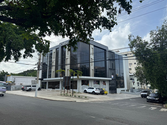 Edificio Oficinas alquiler Gazcue Santo Domingo
