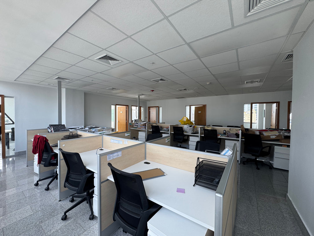 Local Corporativo en Alquiler – 328 m² | Corporativo 2010 | Piantini