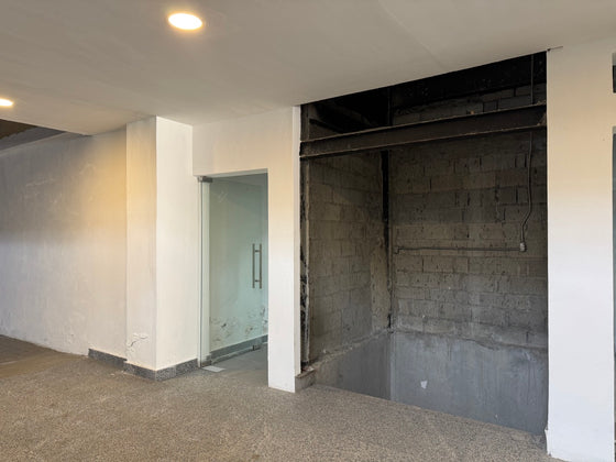 Edificio de Oficinas de 3,400 m² en Alquiler | Av. Luperón, Santo Domingo Oeste